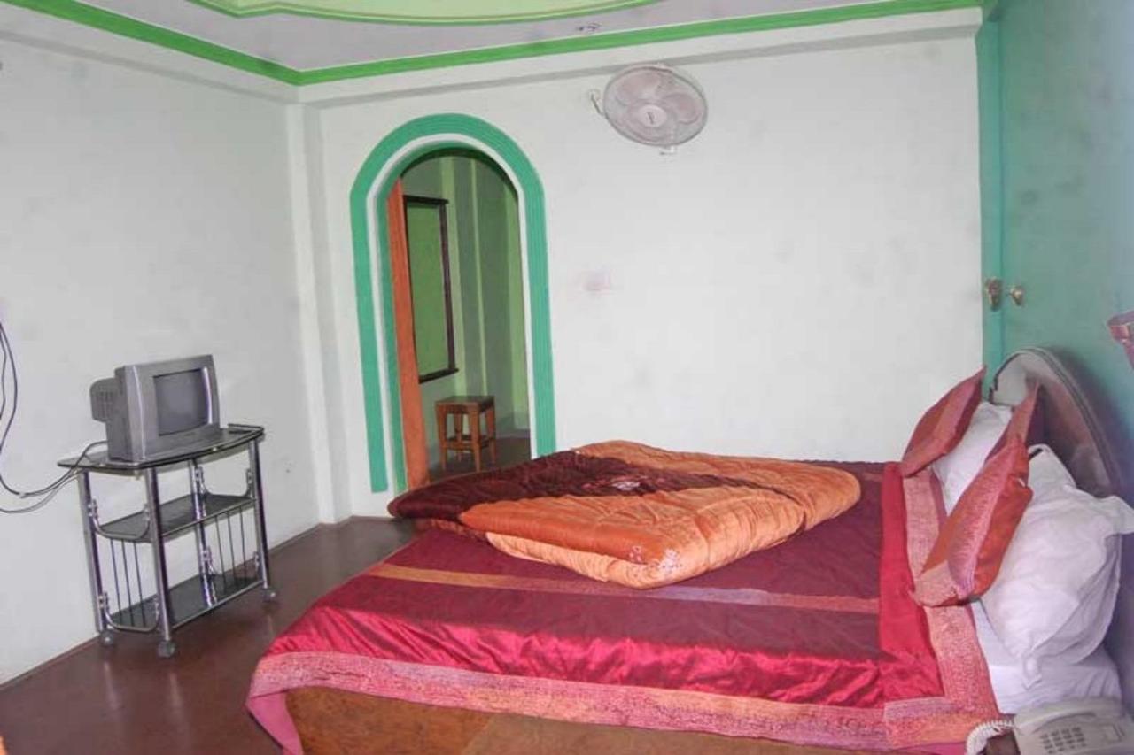 Goroomgo Hotel Shivay Near Kausani Chouraha - Mountain View - Excellent Customer Service Ngoại thất bức ảnh