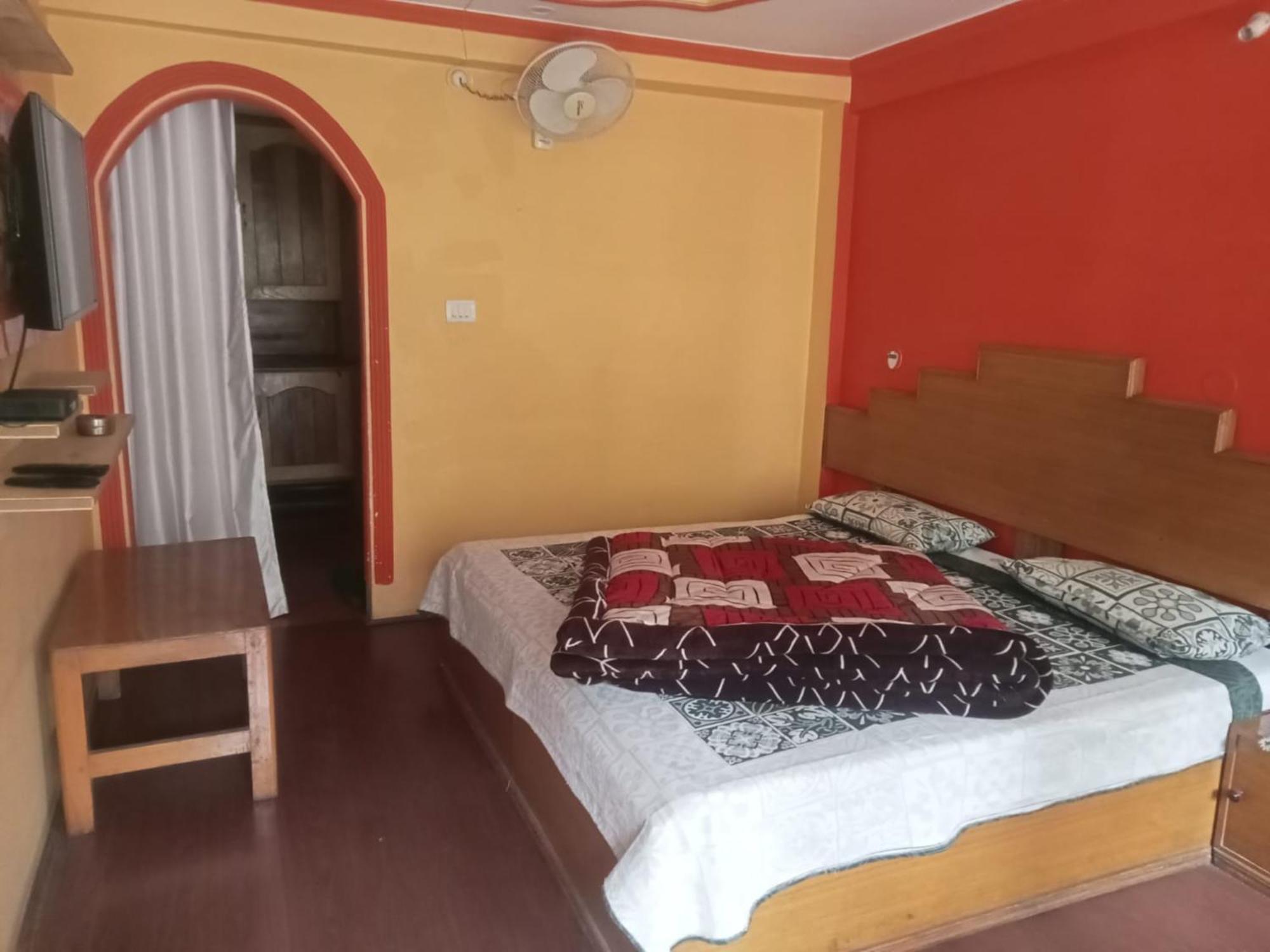 Goroomgo Hotel Shivay Near Kausani Chouraha - Mountain View - Excellent Customer Service Ngoại thất bức ảnh